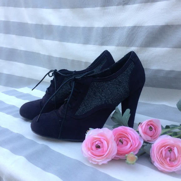 Xoxo high heel lace up shoes - Picture 1 of 6